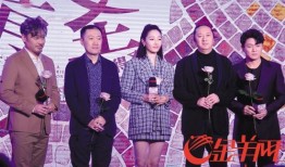 肖央情圣在线观看,在线浪漫之旅，笑料百出