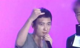 娱乐圈爆料的叫什么人物,神秘人物身份揭秘，真相令人震惊！