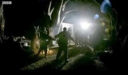 守灵夜在线观看,揭秘神秘古墓的惊悚之旅