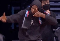 篮网队随队记者爆料视频,揭秘球队内部训练与备战细节”